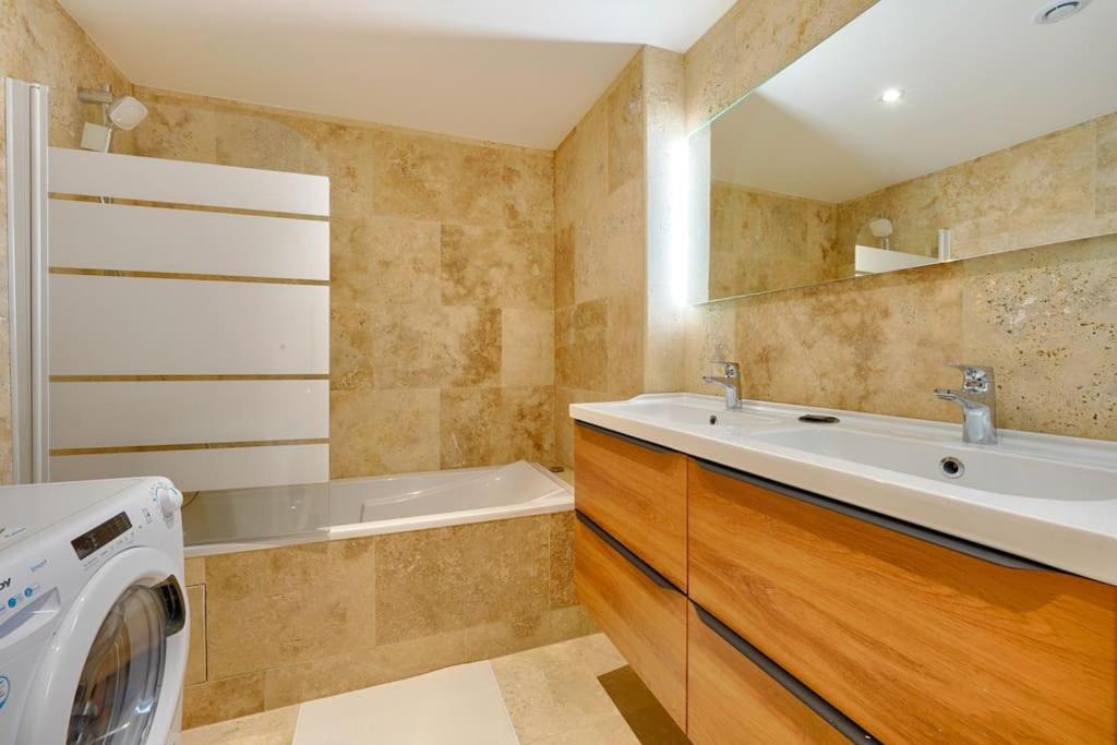 Welcome To Forest House Marly-le-Roi Luaran gambar