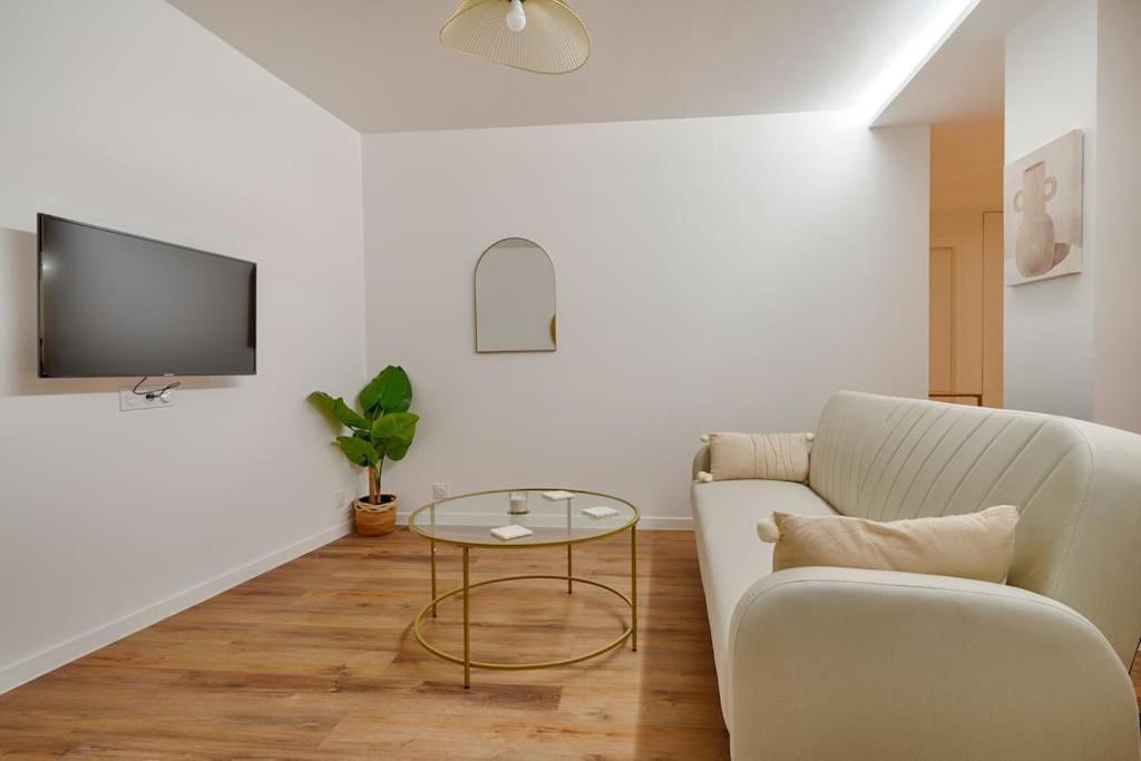 Welcome To Forest House Marly-le-Roi Luaran gambar